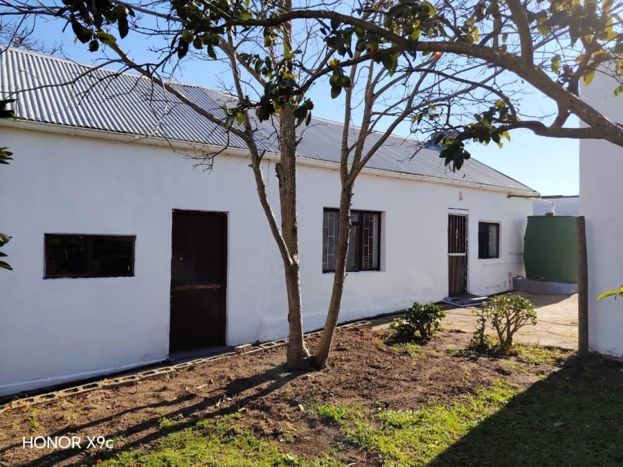 2 Bedroom Property for Sale in Baardskeerdersbos Western Cape